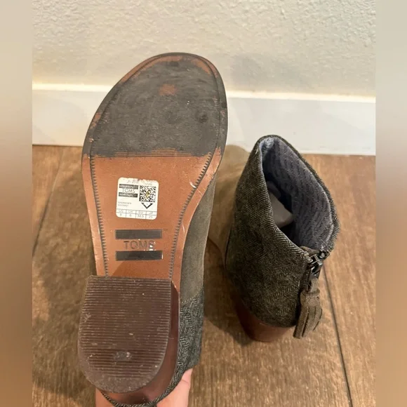 Toms Leila Olive‎ Green Ankle Booties Size 8 - Picture 8 of 9